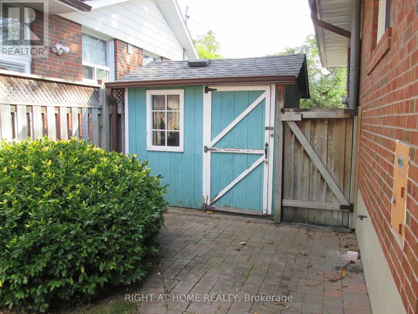 910 SCARBOROUGH GOLF CLUB ROAD - 24