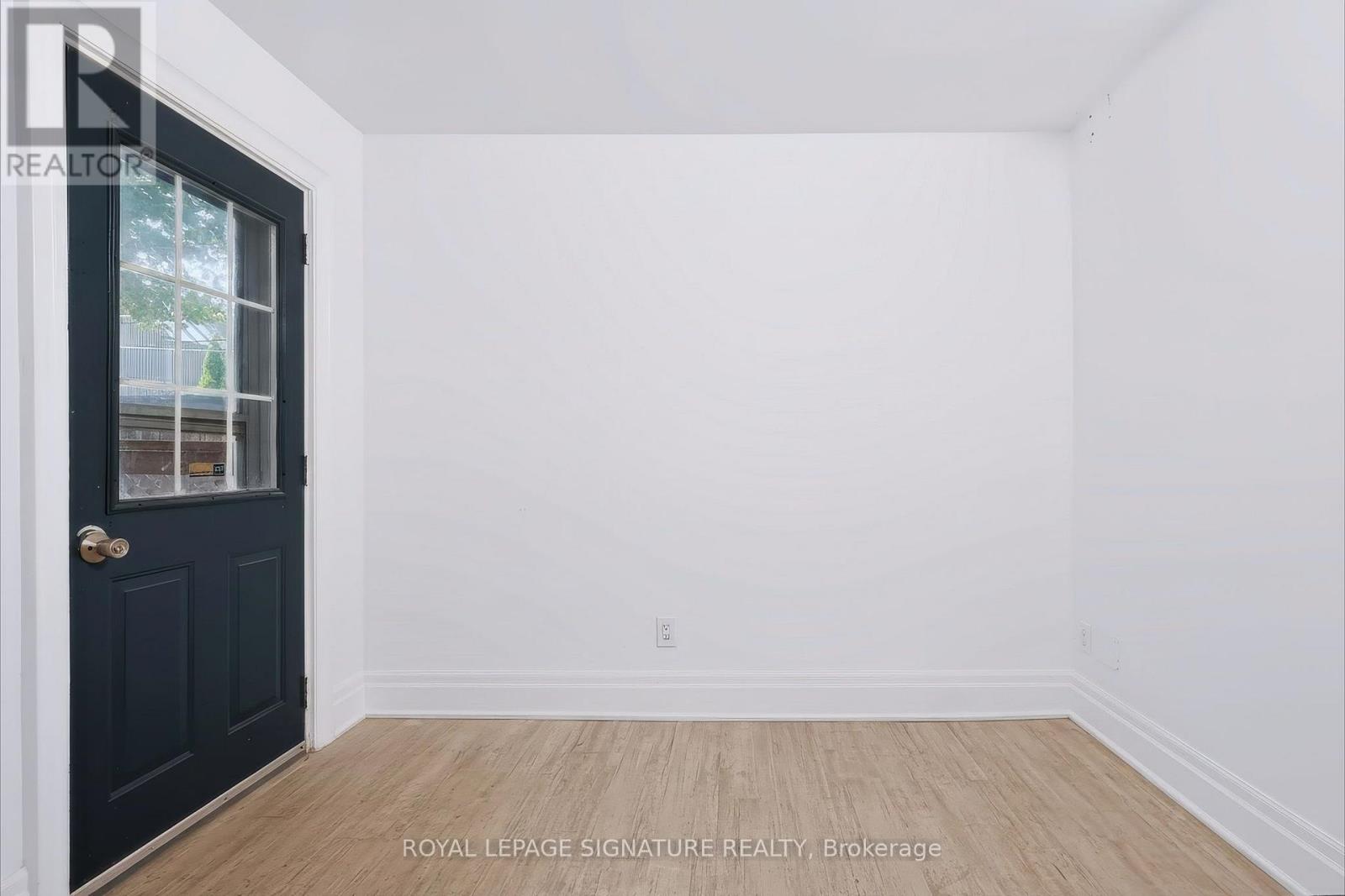 23 MYRTLE AVENUE - 15