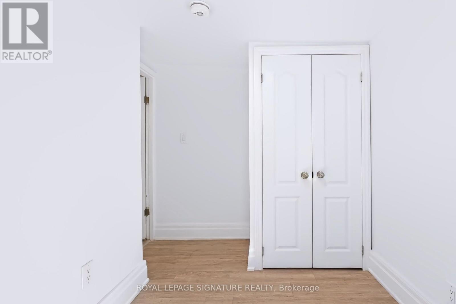 23 MYRTLE AVENUE - 28