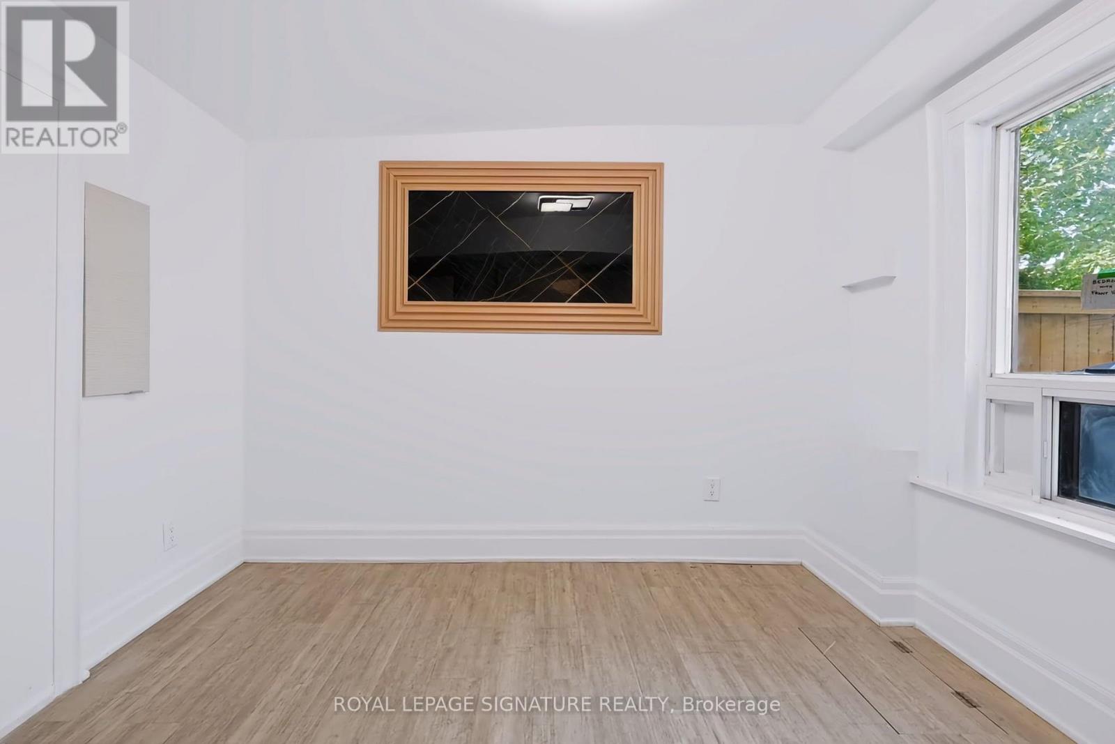 23 MYRTLE AVENUE - 7