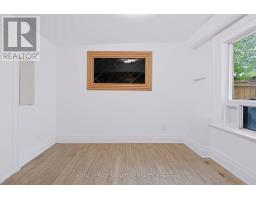 23 Myrtle Avenue, Toronto, ON M4M2A3 Photo 7