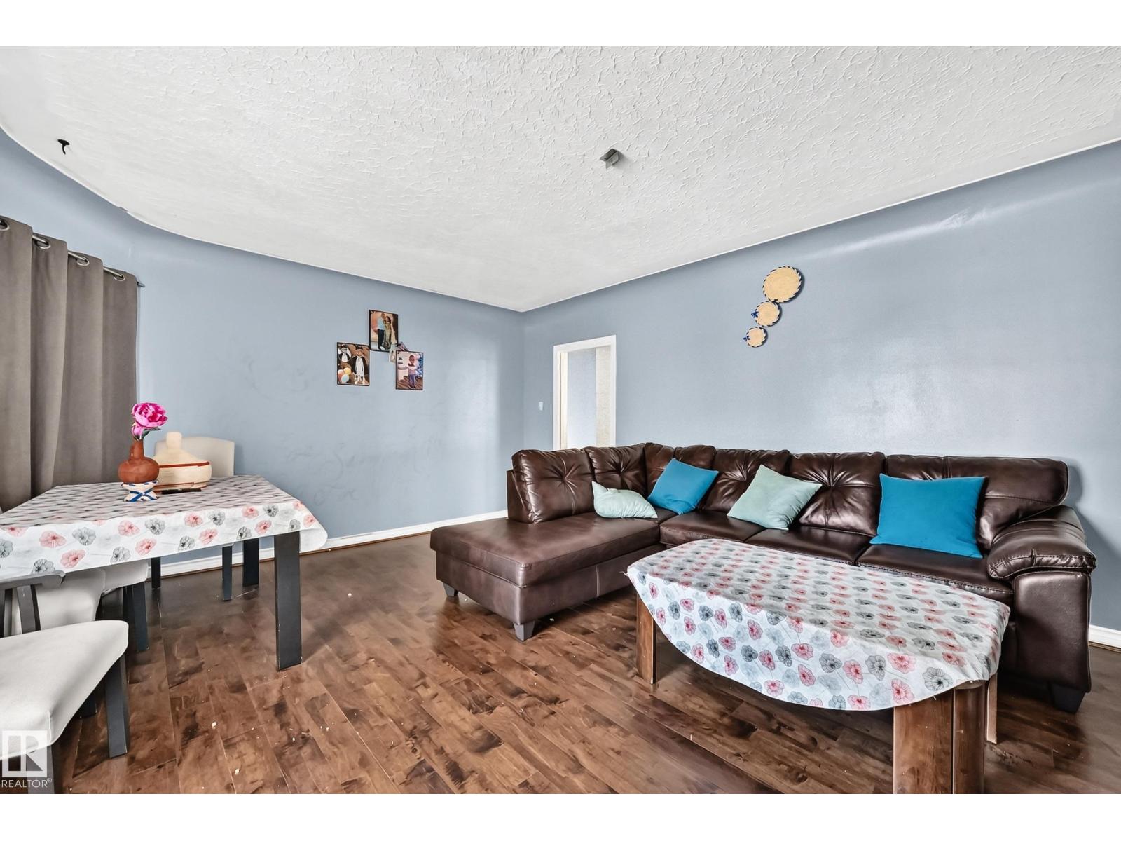 12440 82 ST NW - 6