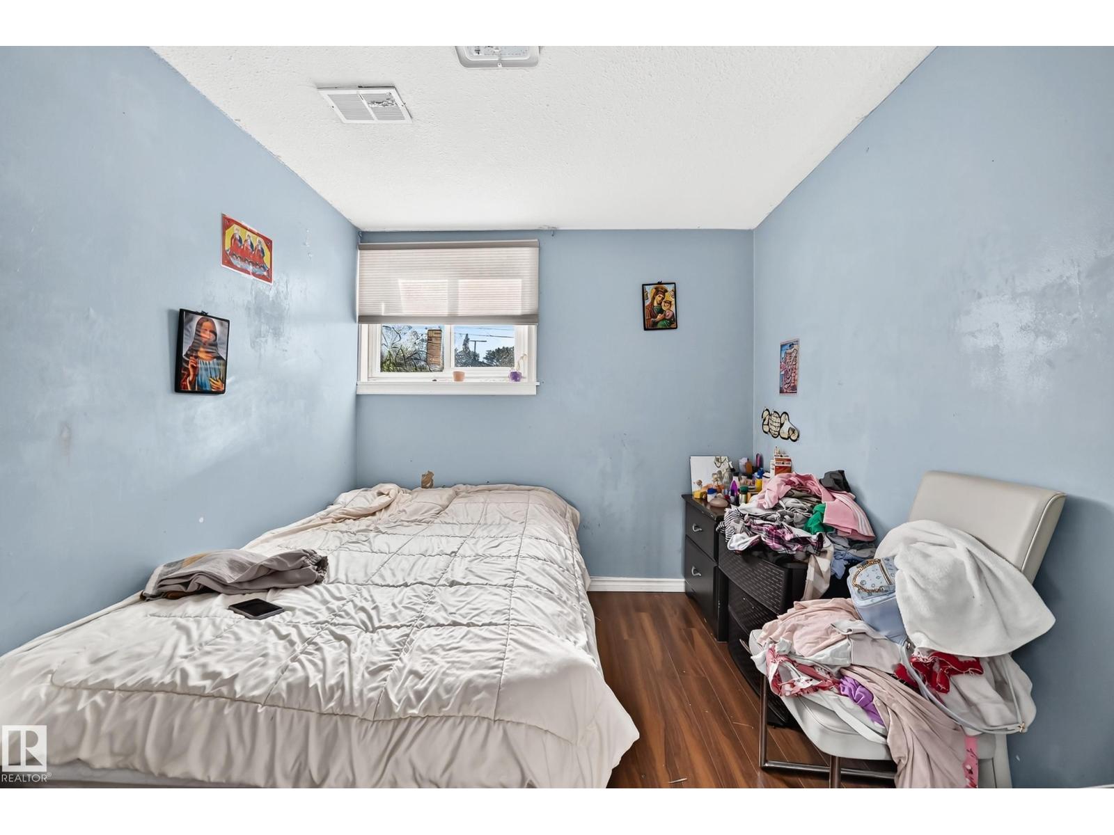 12440 82 ST NW - 28