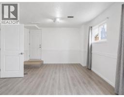 203 Shawglen Road Sw, Calgary, AB T2Y1Y2 Photo 32