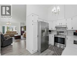 203 Shawglen Road Sw, Calgary, AB T2Y1Y2 Photo 16