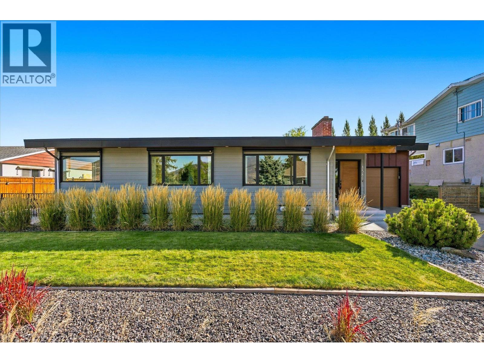 158 Grandview Street - 1