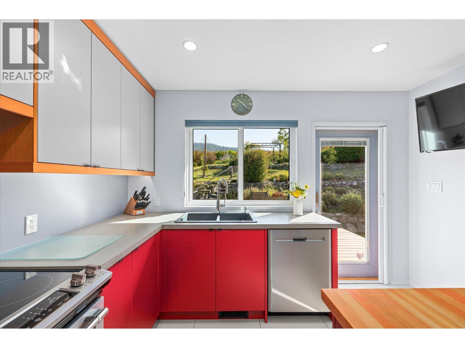 158 Grandview Street - 15