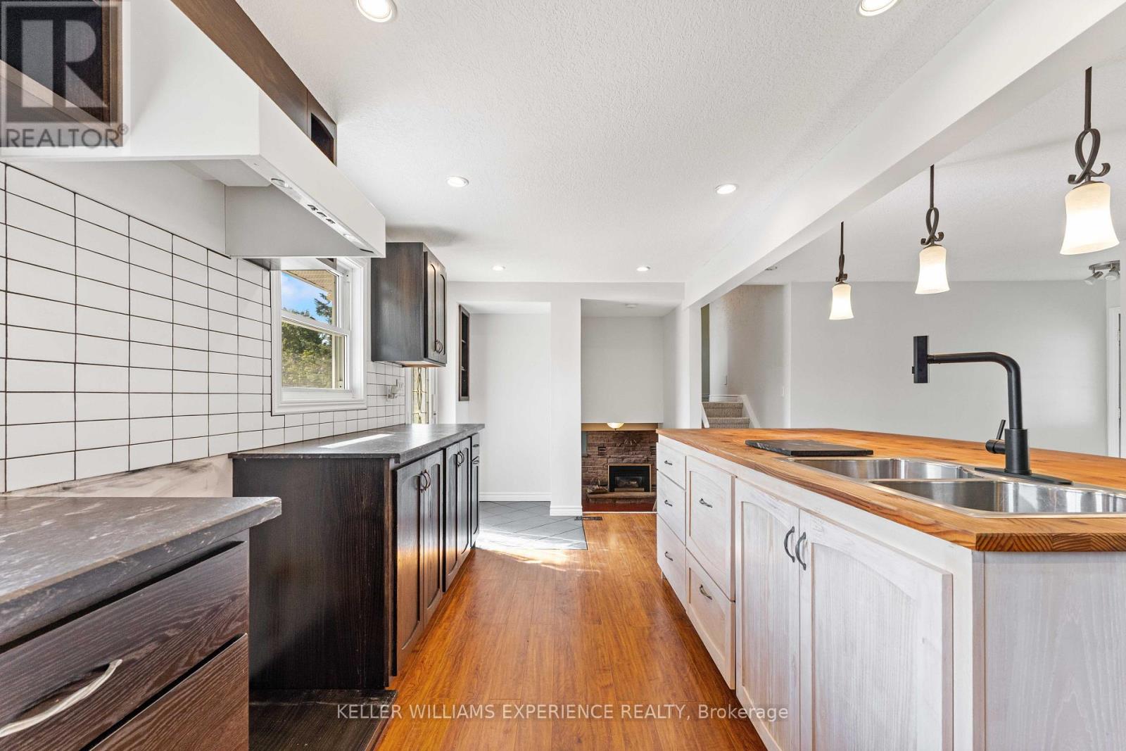2341 SUNNIDALE ROAD - Image 10