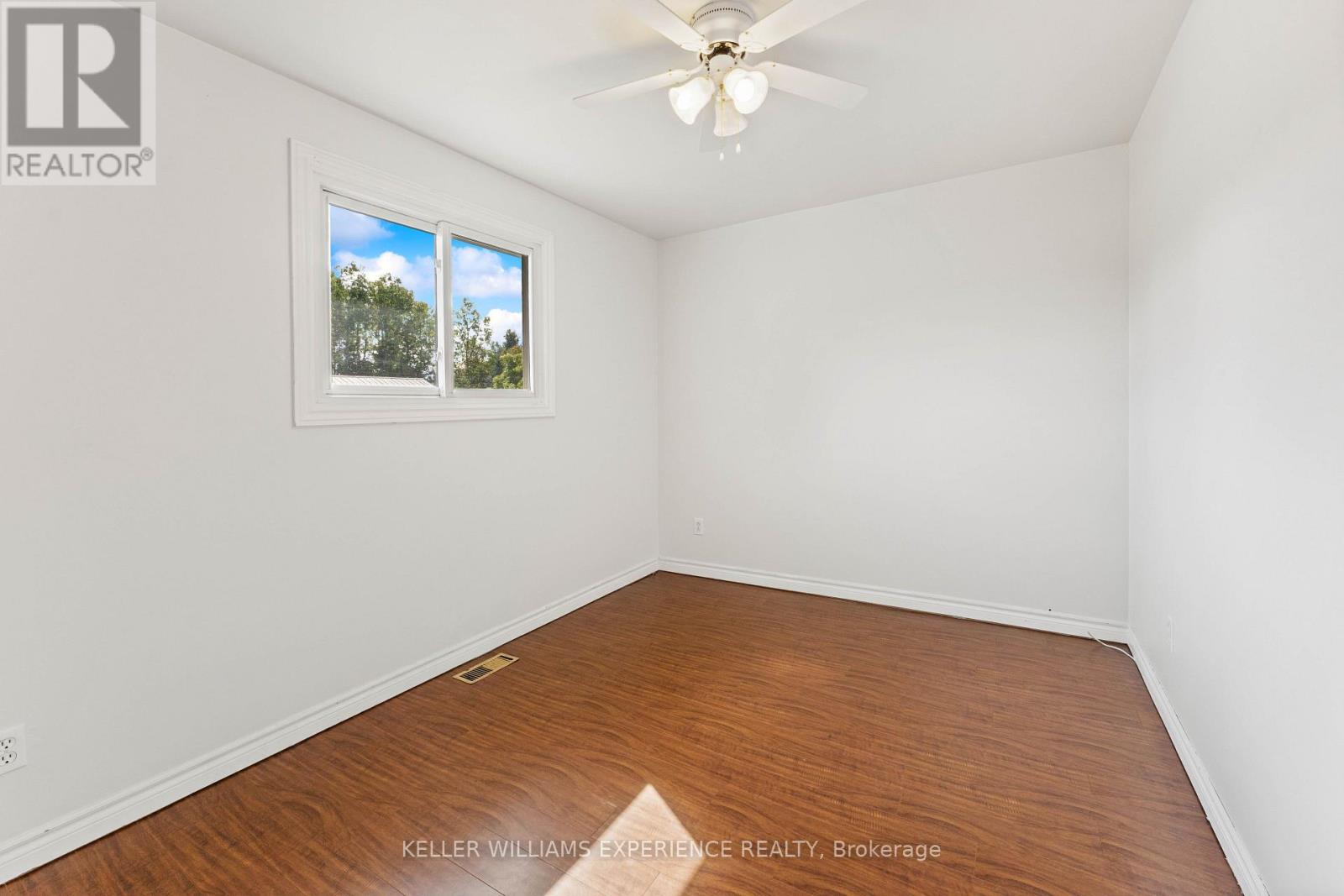 2341 SUNNIDALE ROAD - Image 15