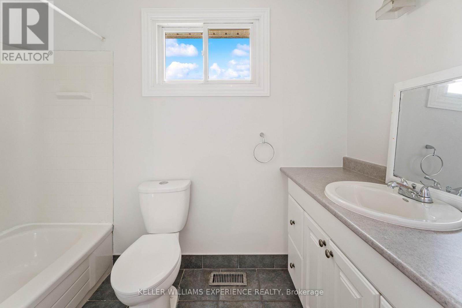 2341 SUNNIDALE ROAD - Image 16