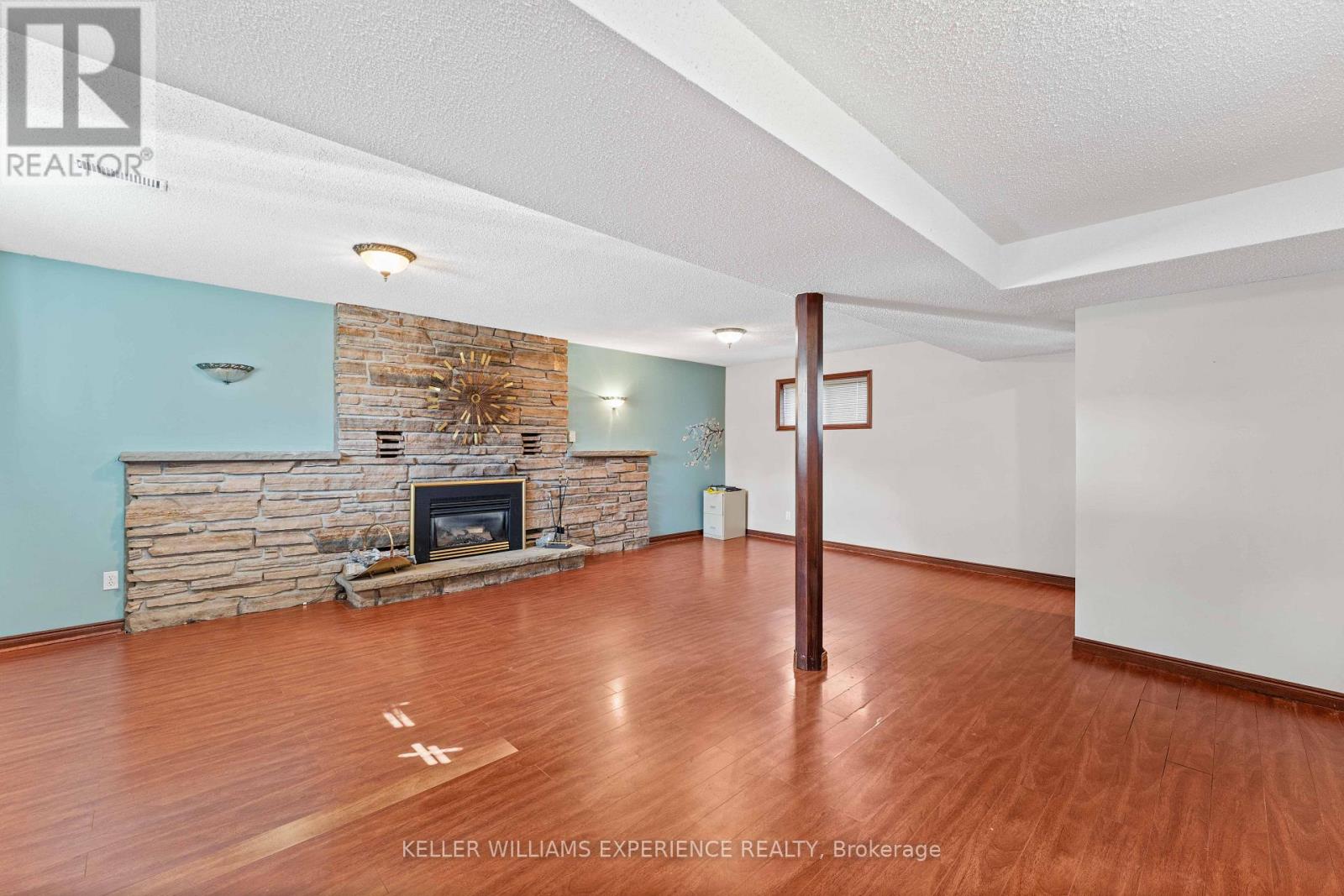2341 SUNNIDALE ROAD - 17