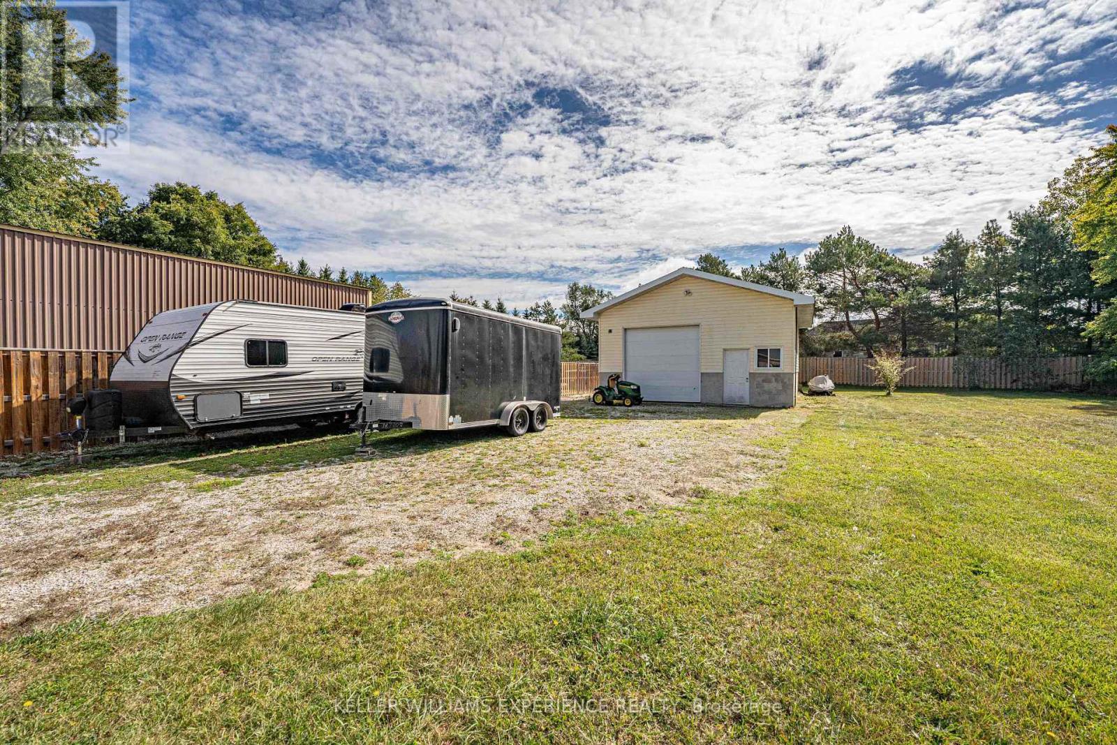 2341 SUNNIDALE ROAD - 23