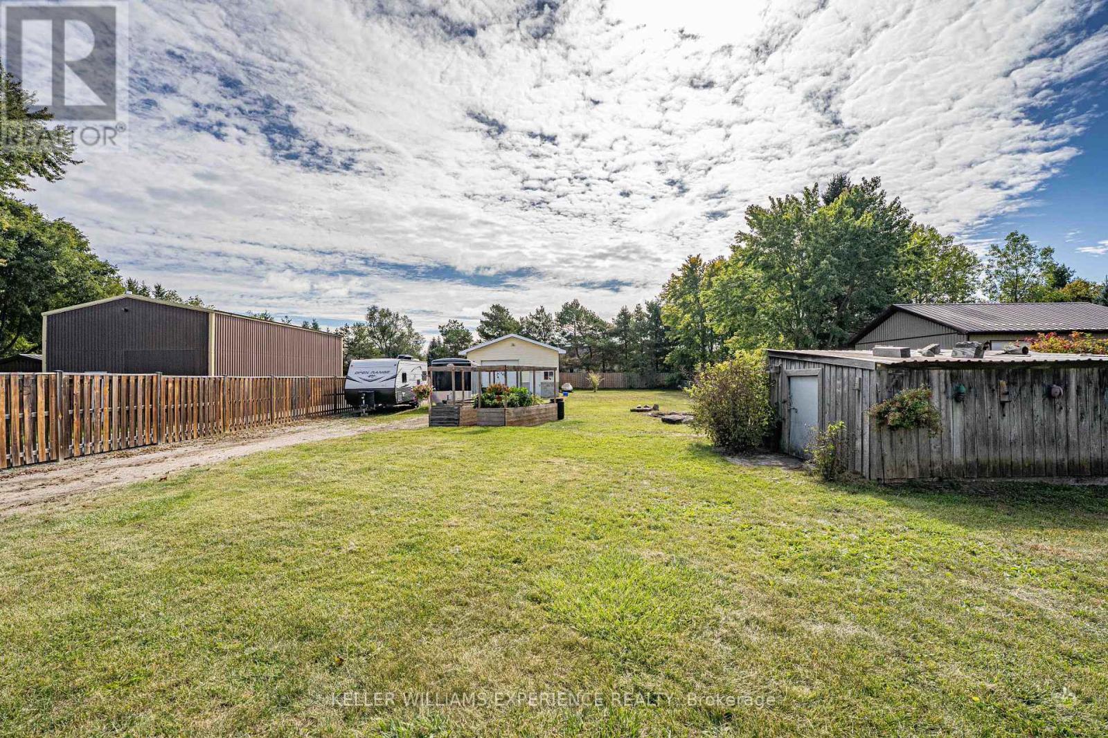 2341 SUNNIDALE ROAD - 28