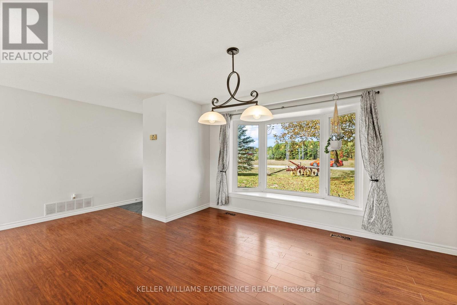 2341 SUNNIDALE ROAD - Image 6
