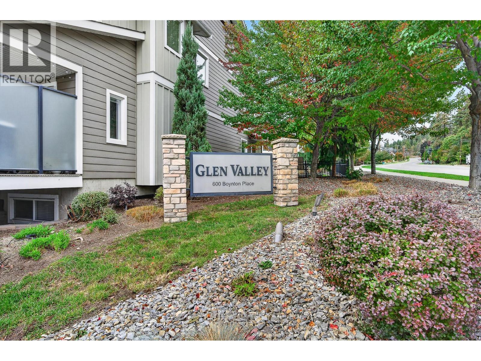 #33 600 Boynton Place - 34