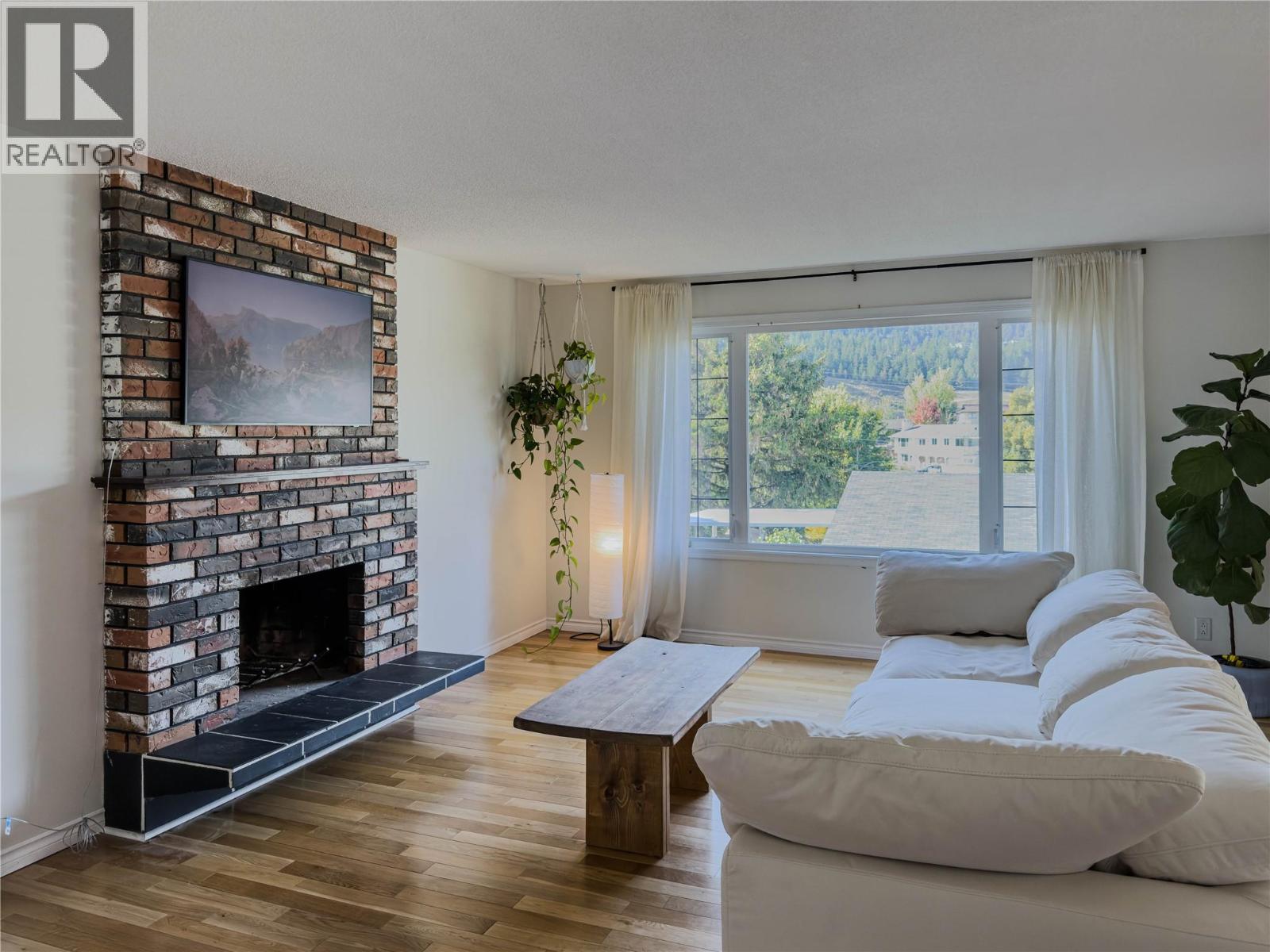 1595 MT DUFFERIN Avenue - 2