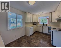 Bedroom - 1595 Mt Dufferin Avenue, Kamloops, BC V2E1A8 Photo 7