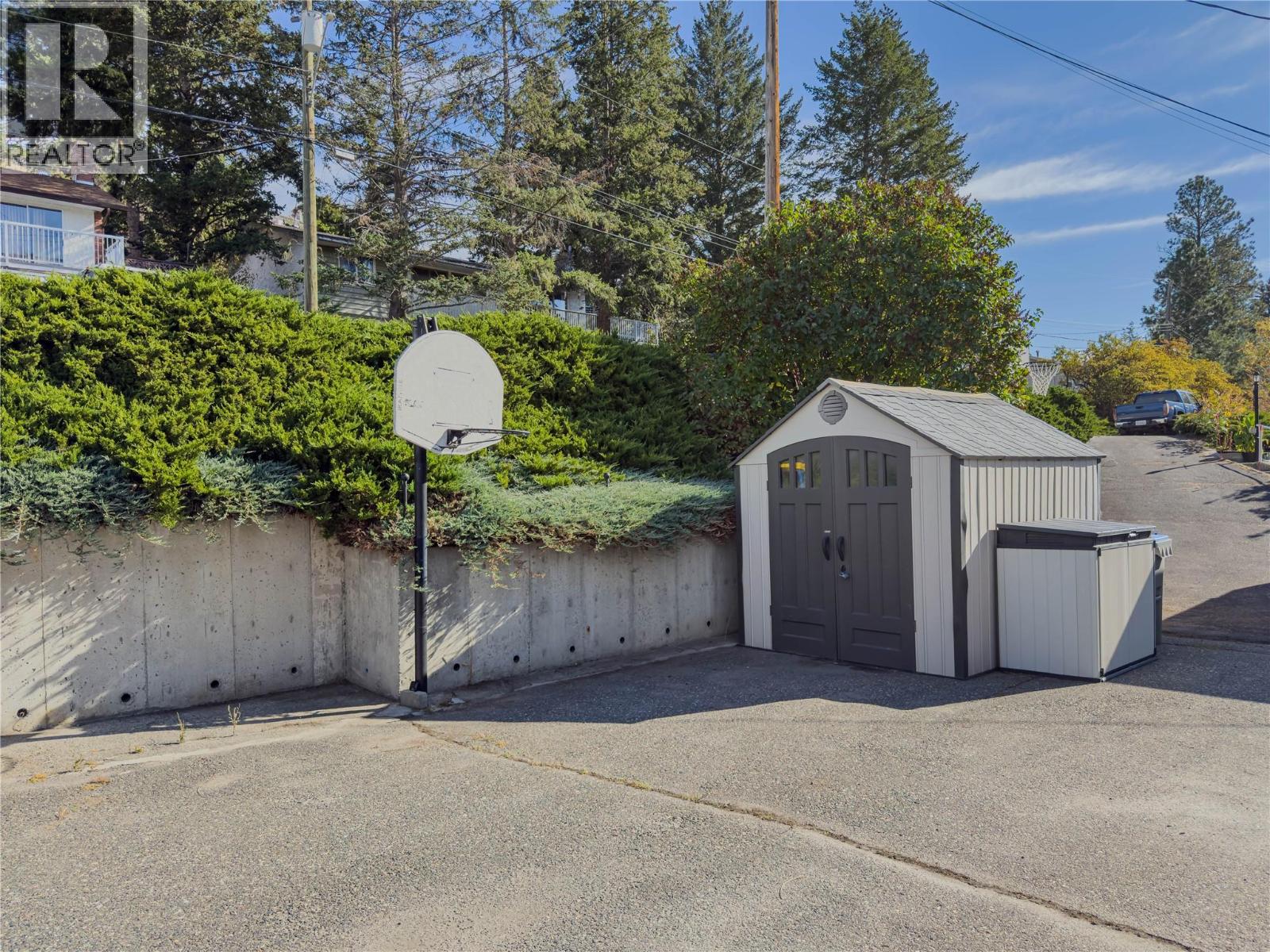 1595 MT DUFFERIN Avenue - 30