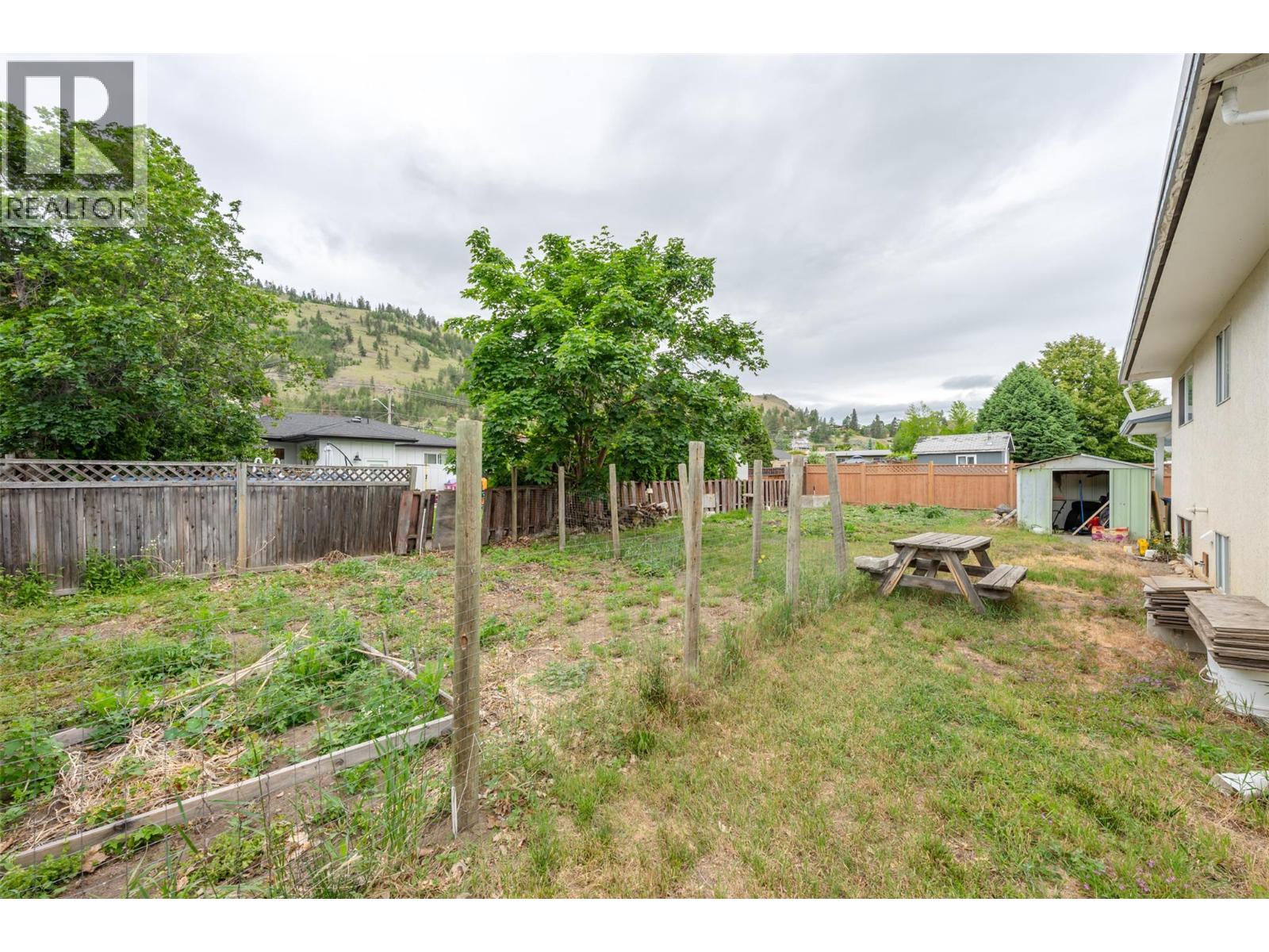 7503 HOWIS Crescent - 32