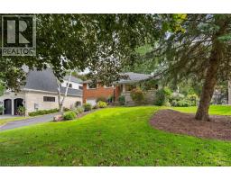 4pc Bathroom - 200 Woodview Crescent, Ancaster, ON L9G1G2 Photo 7