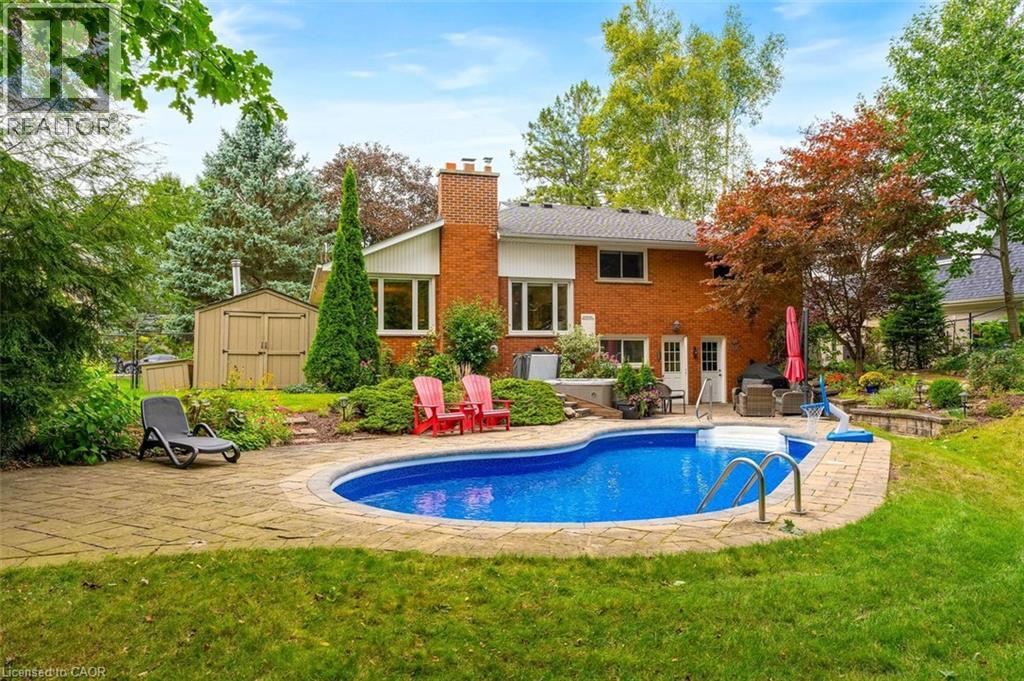 200 WOODVIEW Crescent - Image 41