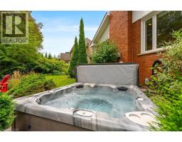 200 Woodview Crescent, Ancaster, ON L9G1G2 Photo 38