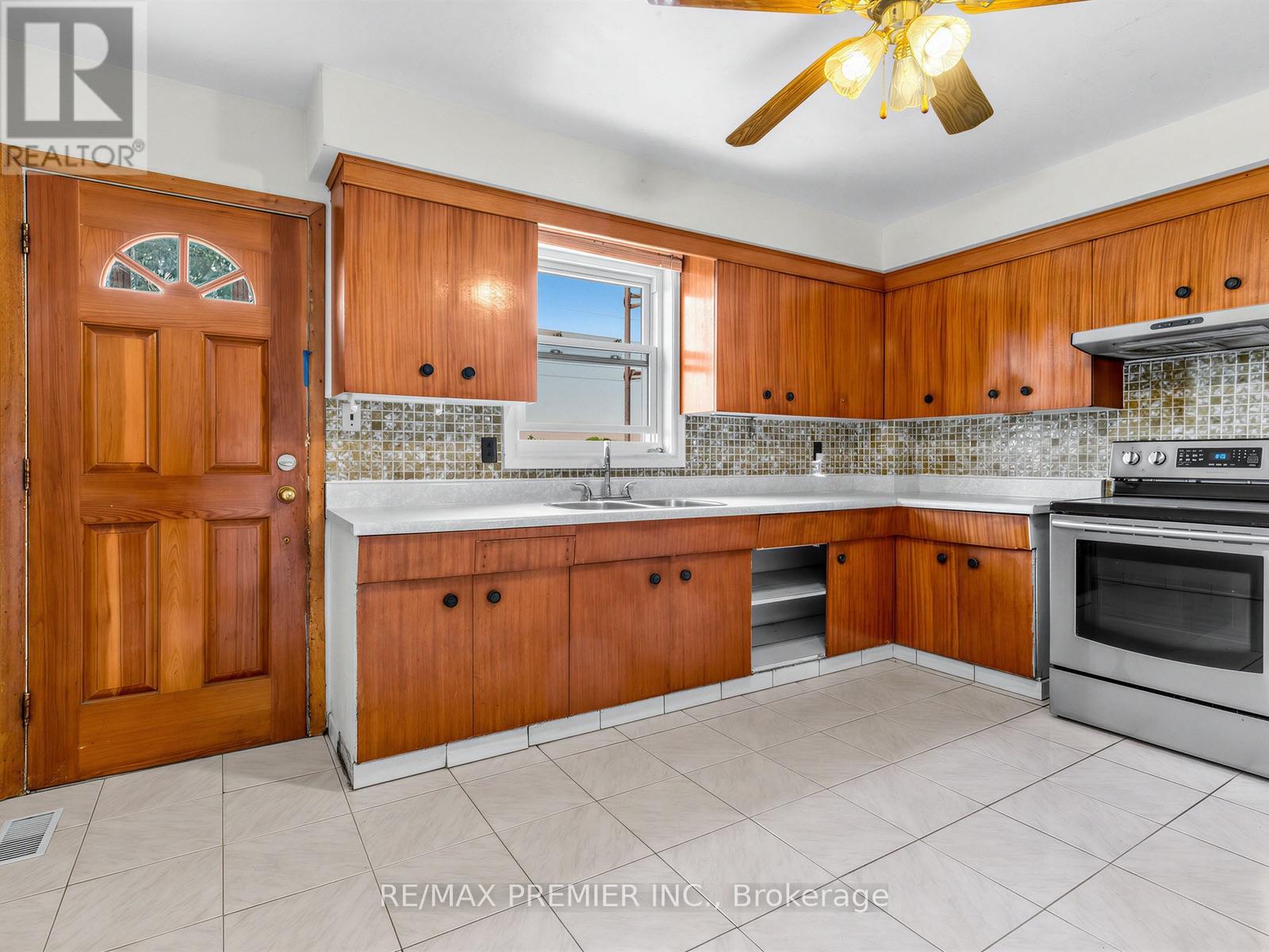 86 GILBERT AVENUE - Image 10
