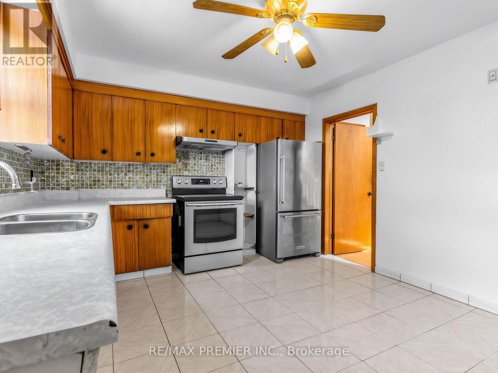 86 GILBERT AVENUE - Image 11