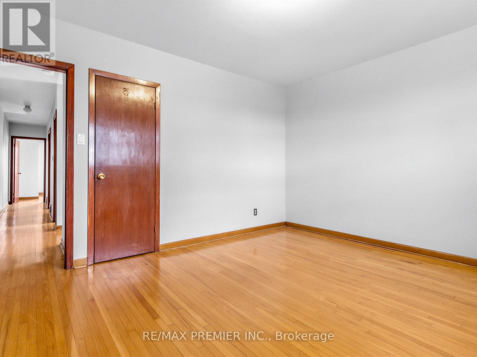 86 GILBERT AVENUE - Image 14