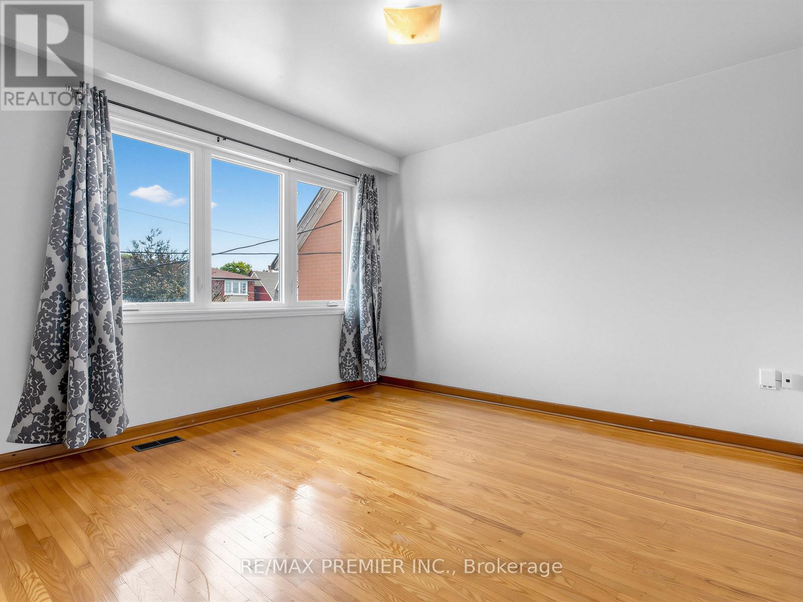 86 GILBERT AVENUE - Image 19
