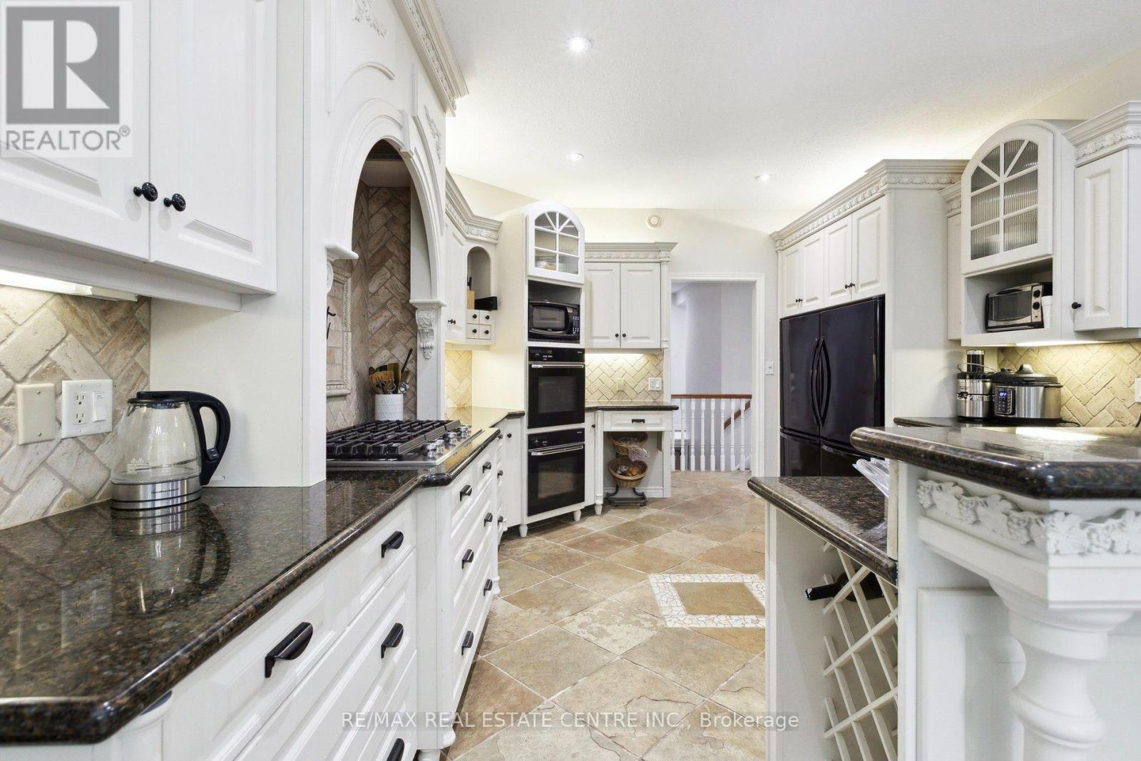 6 FOX RUN ROAD - Image 18