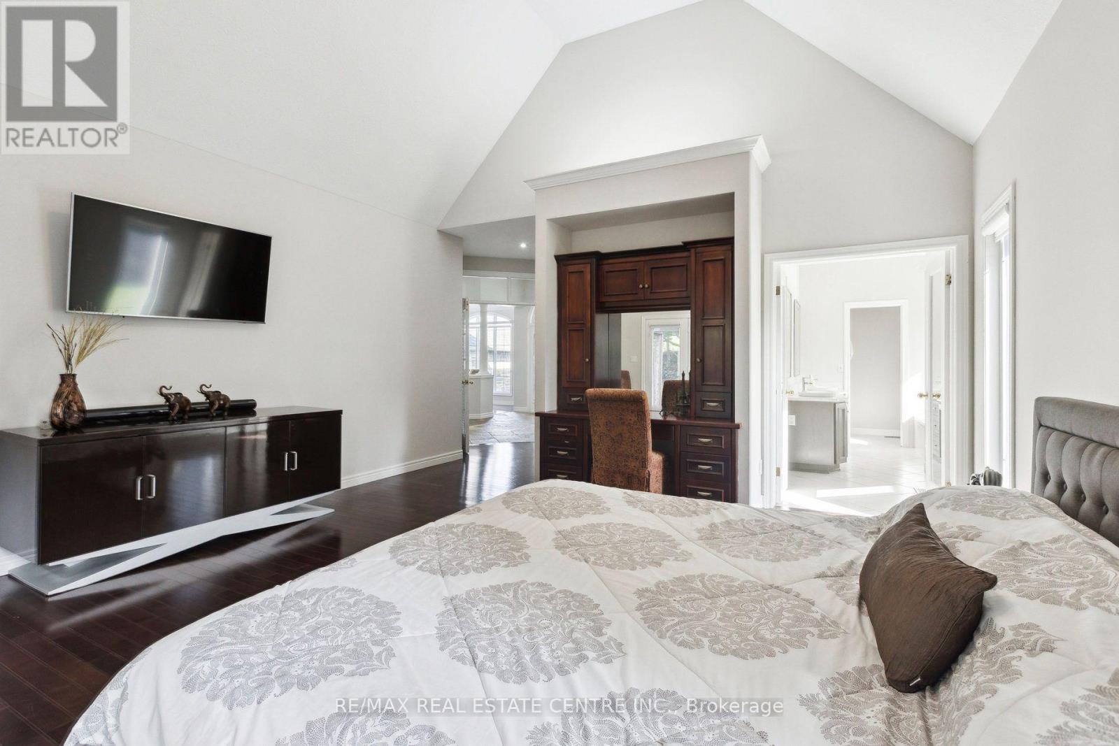 6 FOX RUN ROAD - Image 21