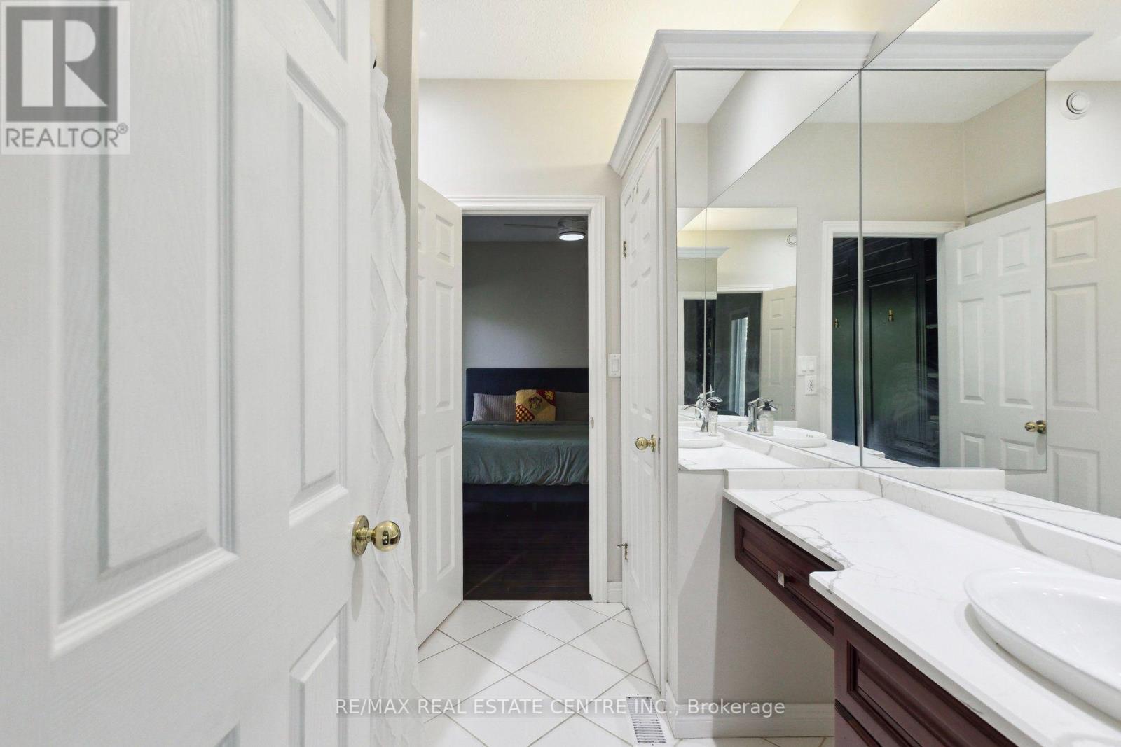 6 FOX RUN ROAD - Image 29
