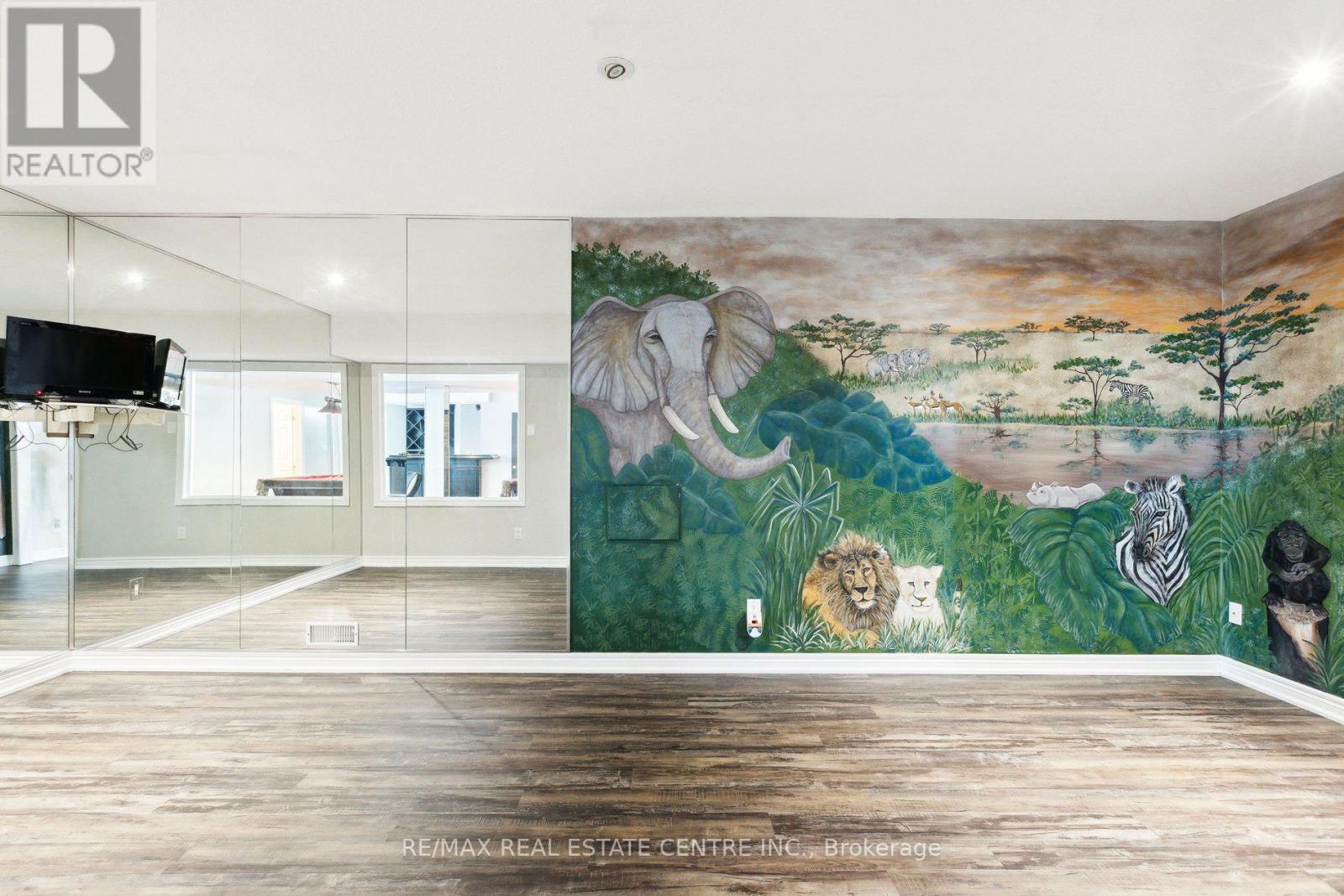 6 FOX RUN ROAD - Image 36