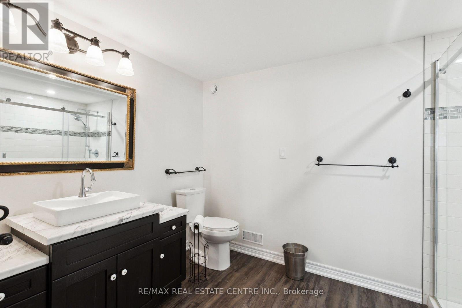 6 FOX RUN ROAD - Image 38