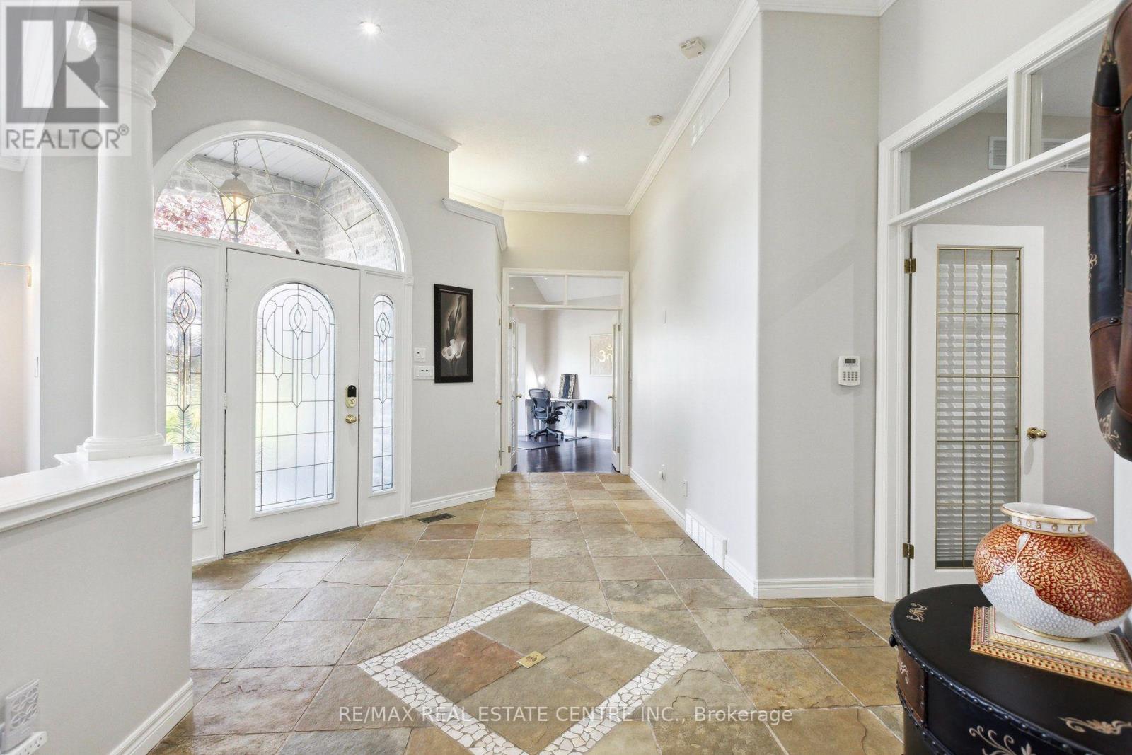6 FOX RUN ROAD - Image 8