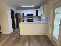 90 Spring Meadow Crescent, Winnipeg, MB R2C4H6 Photo 12