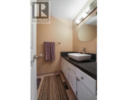 66 Banyay Street, Kitimat, BC V8C1P7 Photo 18