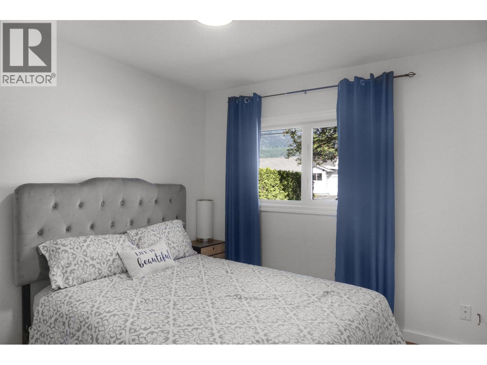 10 SKEENA STREET - 7