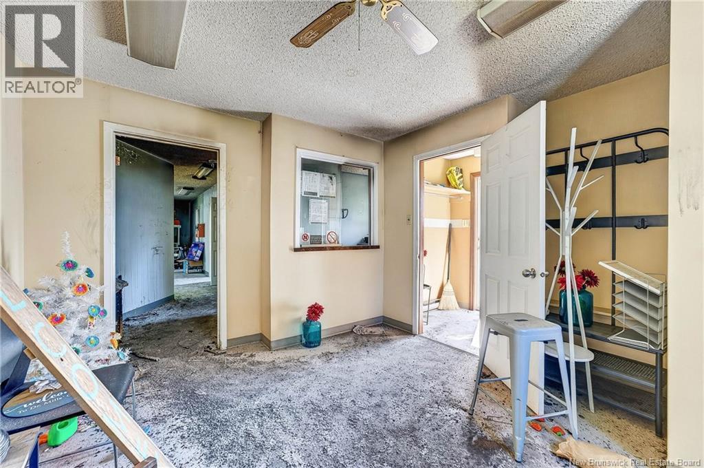 33 Victiora Street - 16