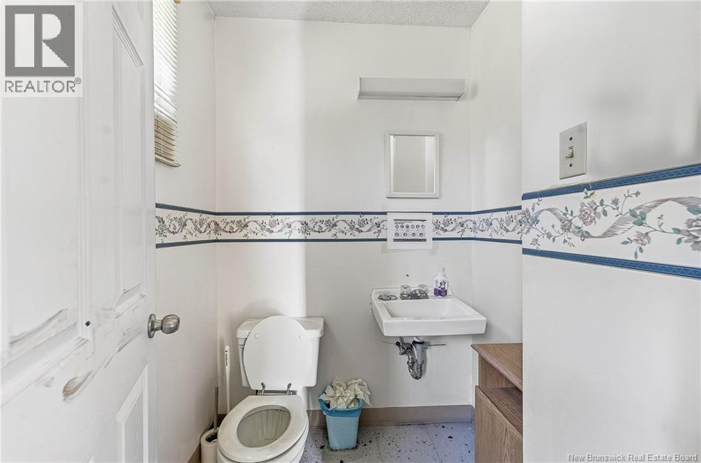 33 Victiora Street - Image 17