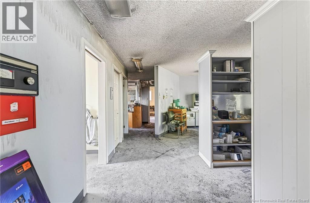 33 Victiora Street - 27