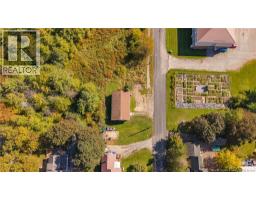 33 Victiora Street, St  Stephen, NB E3L2S5 Photo 11