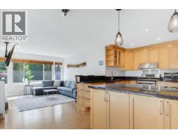 2550 Peregrine Place, Coquitlam, BC V3E2C4 Photo 9