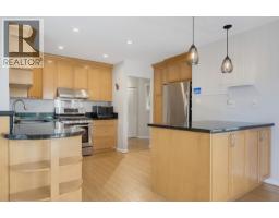 2550 Peregrine Place, Coquitlam, BC V3E2C4 Photo 8