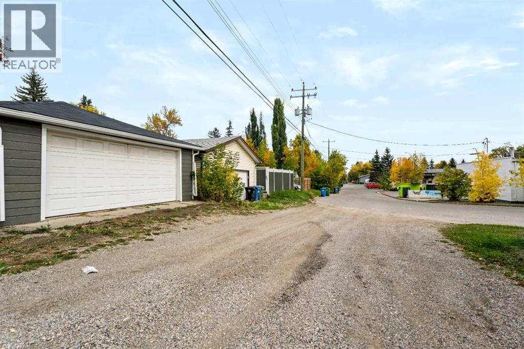 115 Flavelle Road SE - 43