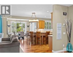 113 Tusslewood Bay NW - photo 3