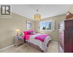 113 Tusslewood Bay NW - photo 32