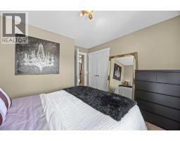 113 Tusslewood Bay NW - photo 35