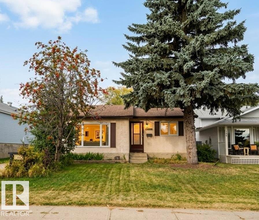 1160 35a ST NW, Edmonton, Alberta, T6L3G3